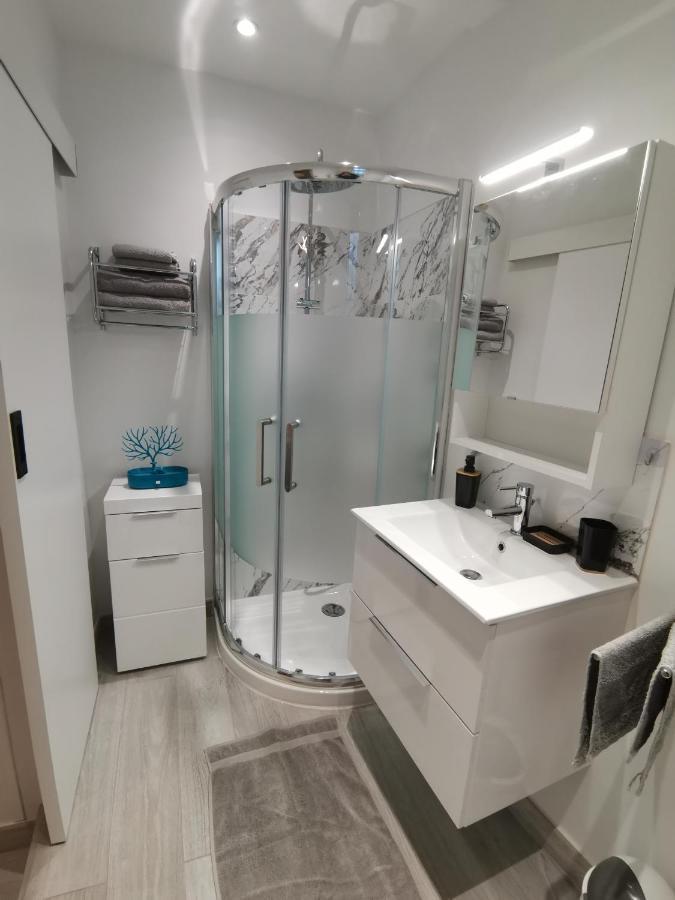 Apartamento Coquet 2 pièces entièrement rénové et climatisé Cannes Exterior foto